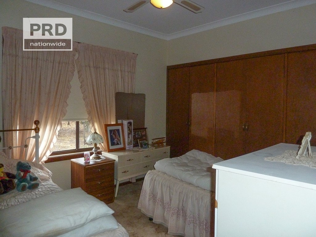 10 Hillside Drive FAIRY HILL 18