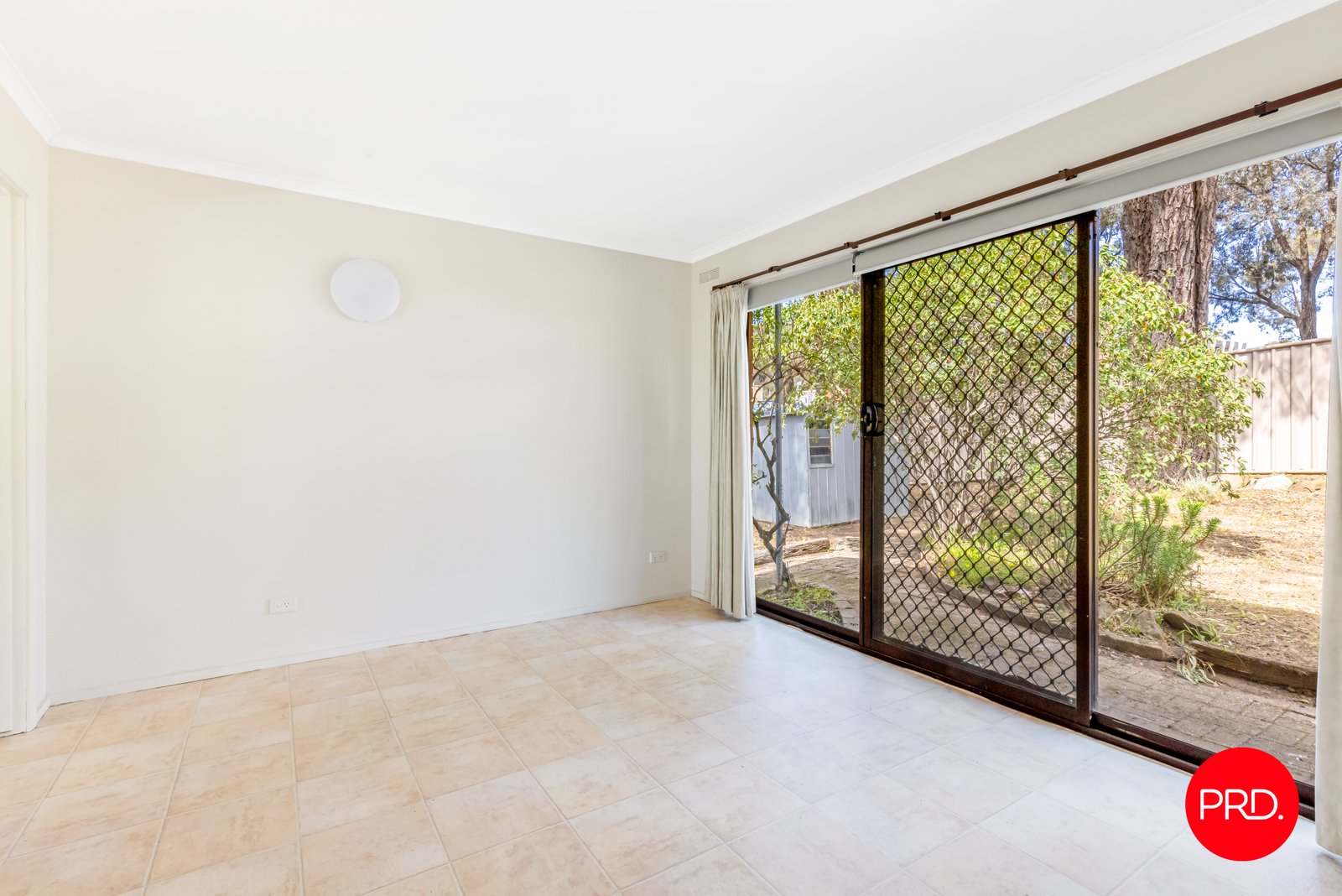 10 Hillview Street FLORA HILL 6