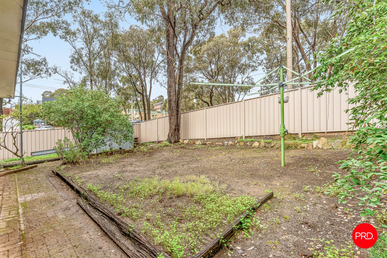 10 Hillview Street FLORA HILL 19