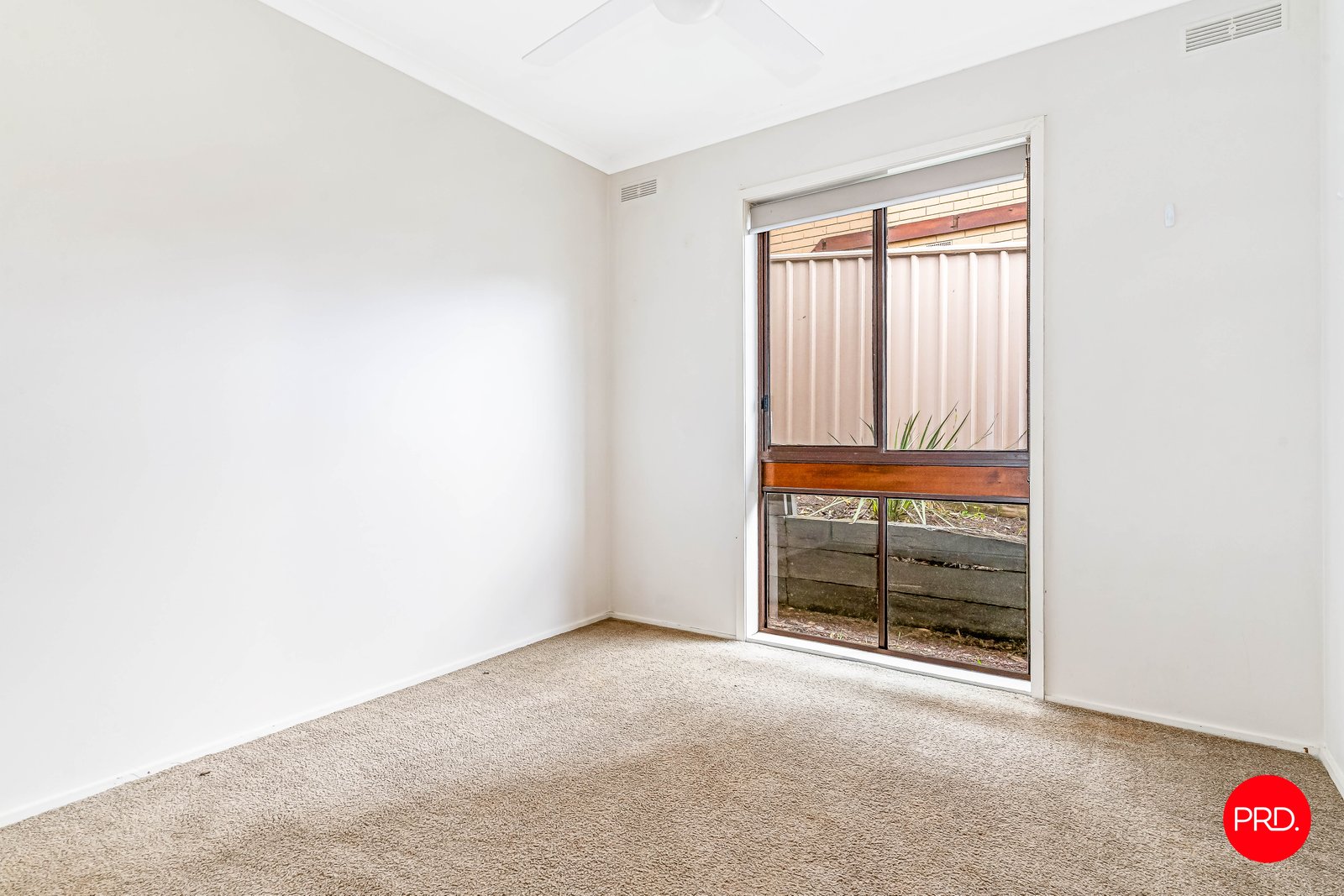 10 Hillview Street FLORA HILL 14