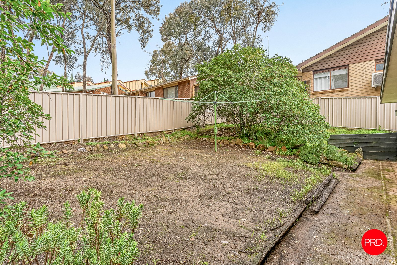 10 Hillview Street FLORA HILL 19