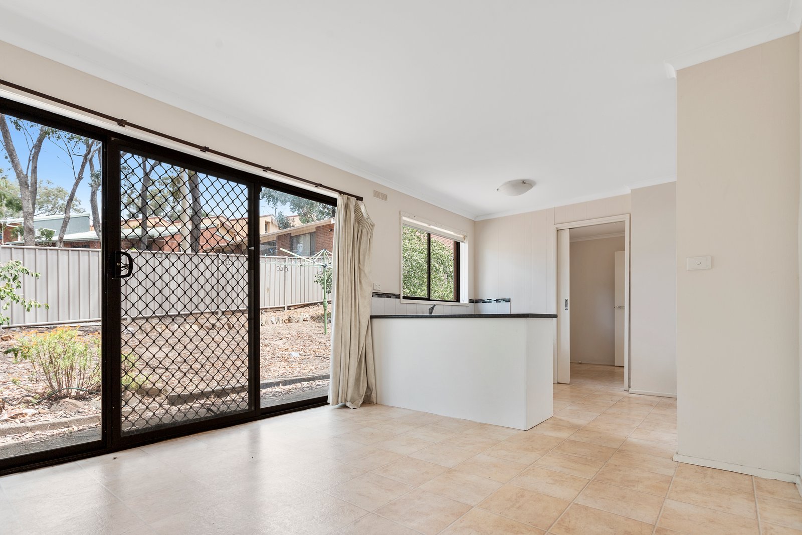 10 Hillview Street FLORA HILL 5