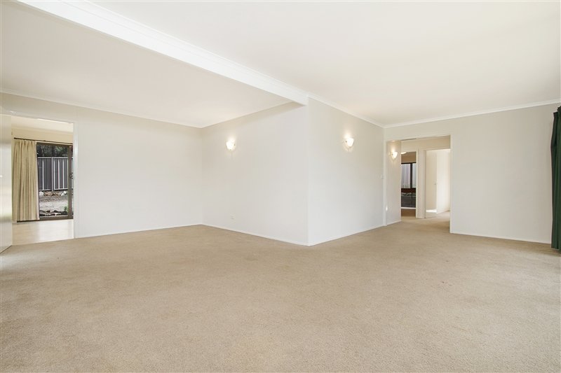 10 Hillview Street FLORA HILL 3