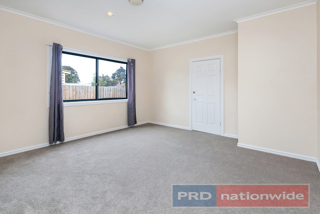 10 Hopetoun Street BALLARAT EAST 11