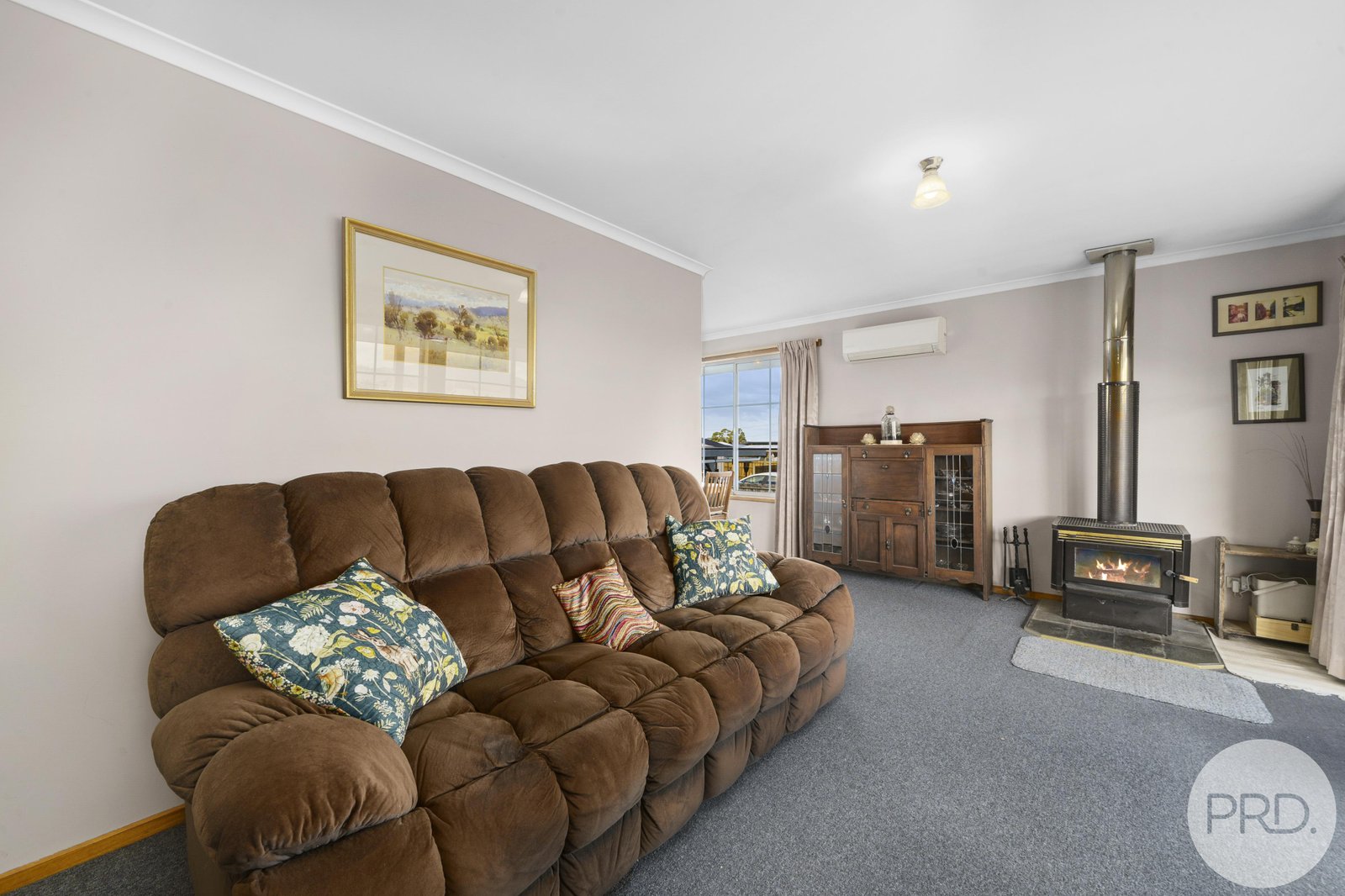 10 Horsham Road OAKDOWNS 7