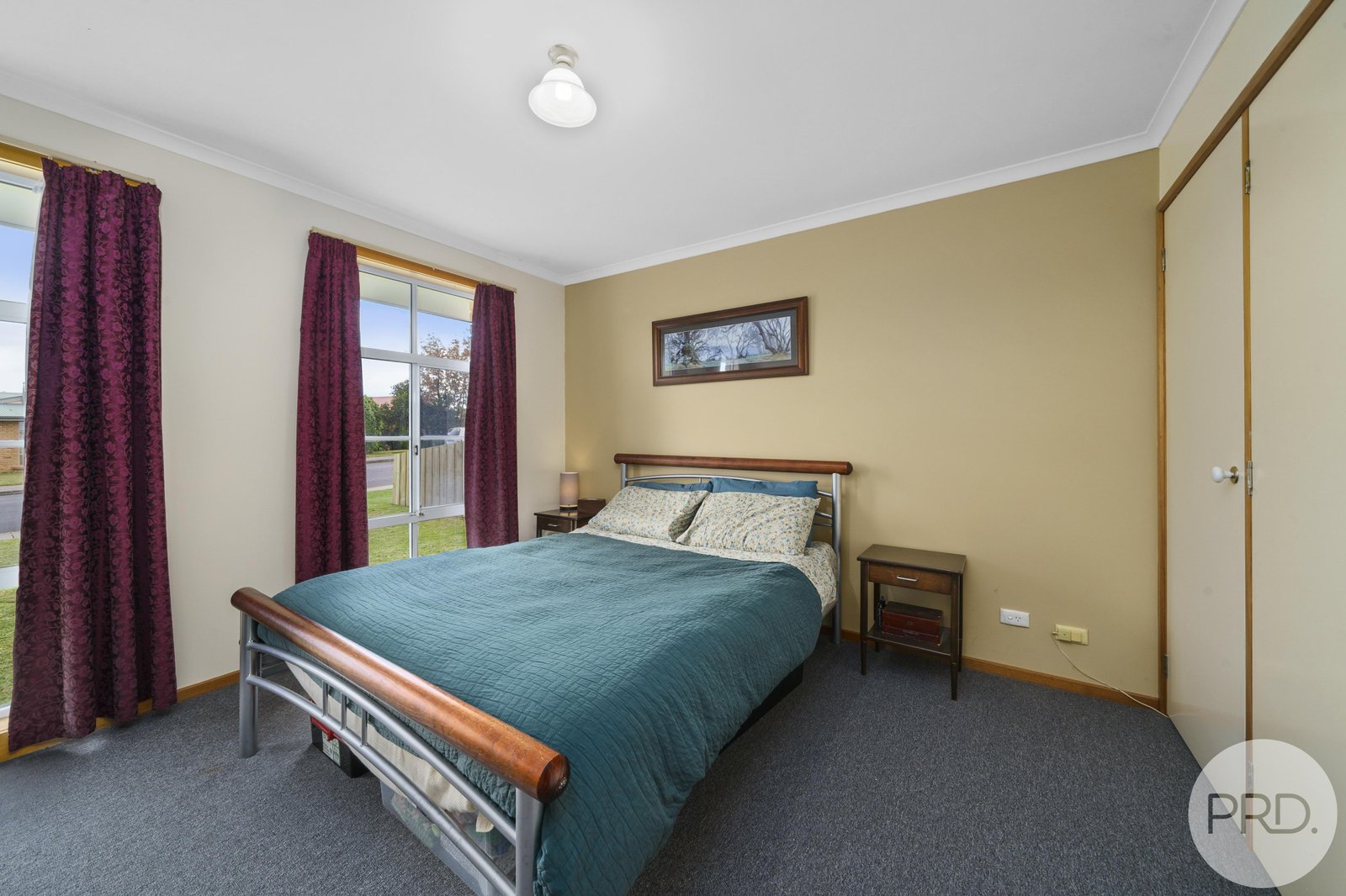 10 Horsham Road OAKDOWNS 17