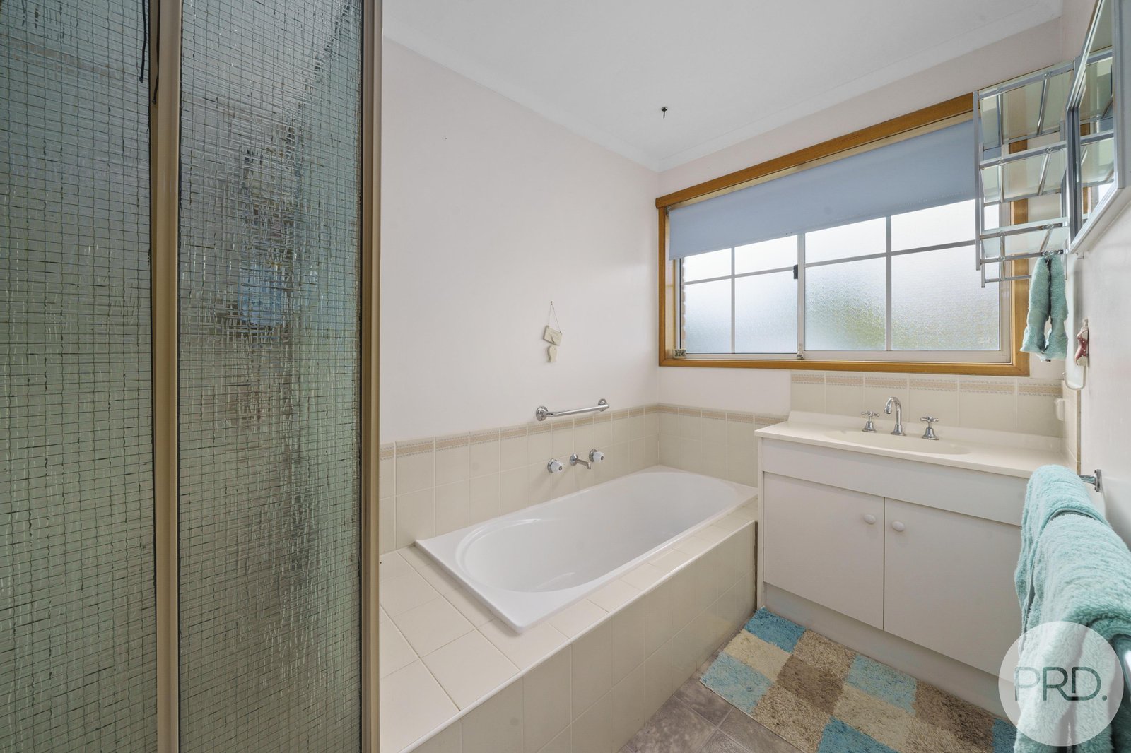 10 Horsham Road OAKDOWNS 20