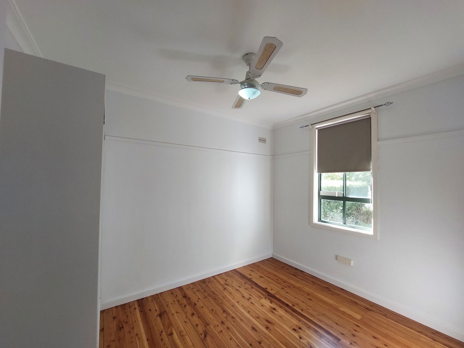 10 Howick Street TUMUT 4