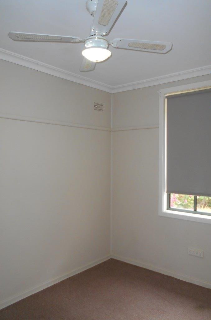 10 Howick Street TUMUT 7