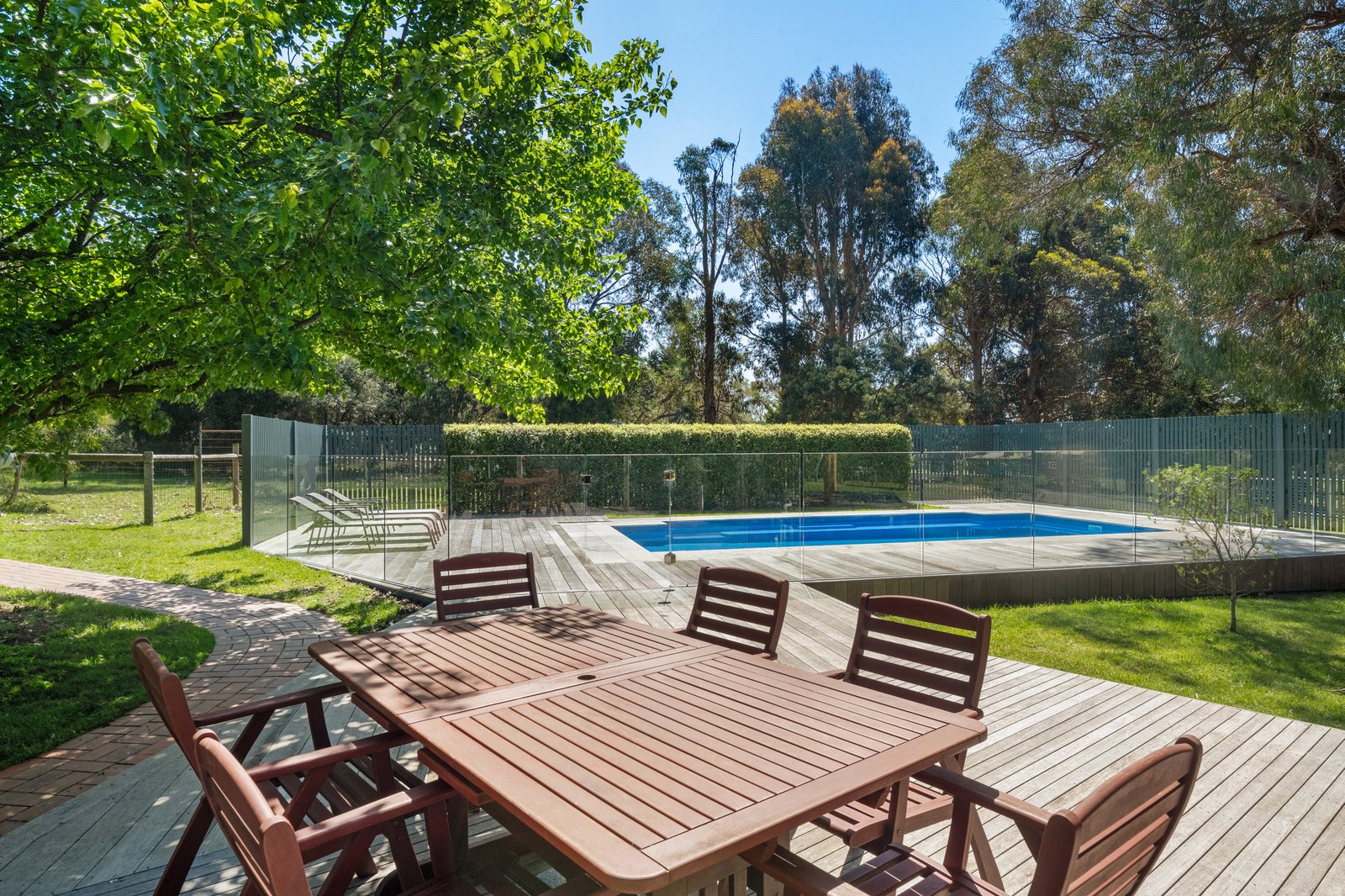 Photos: 10 Hunts Road