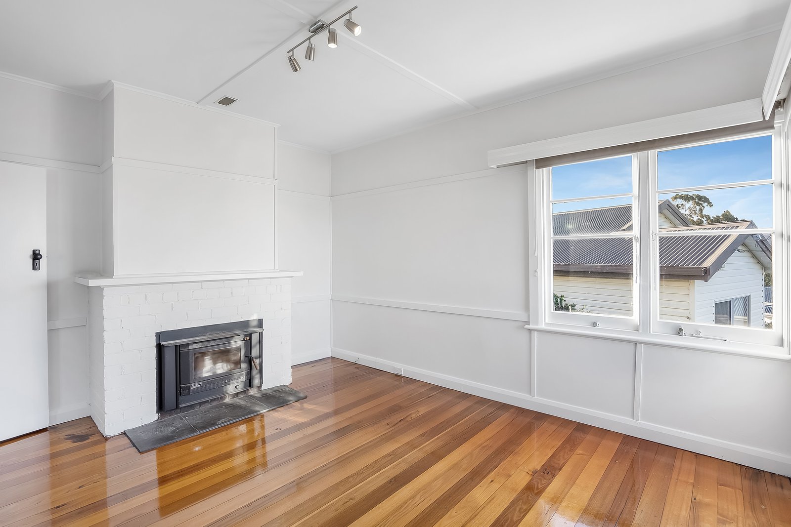 10 Hurlstone Crescent MOONAH 3