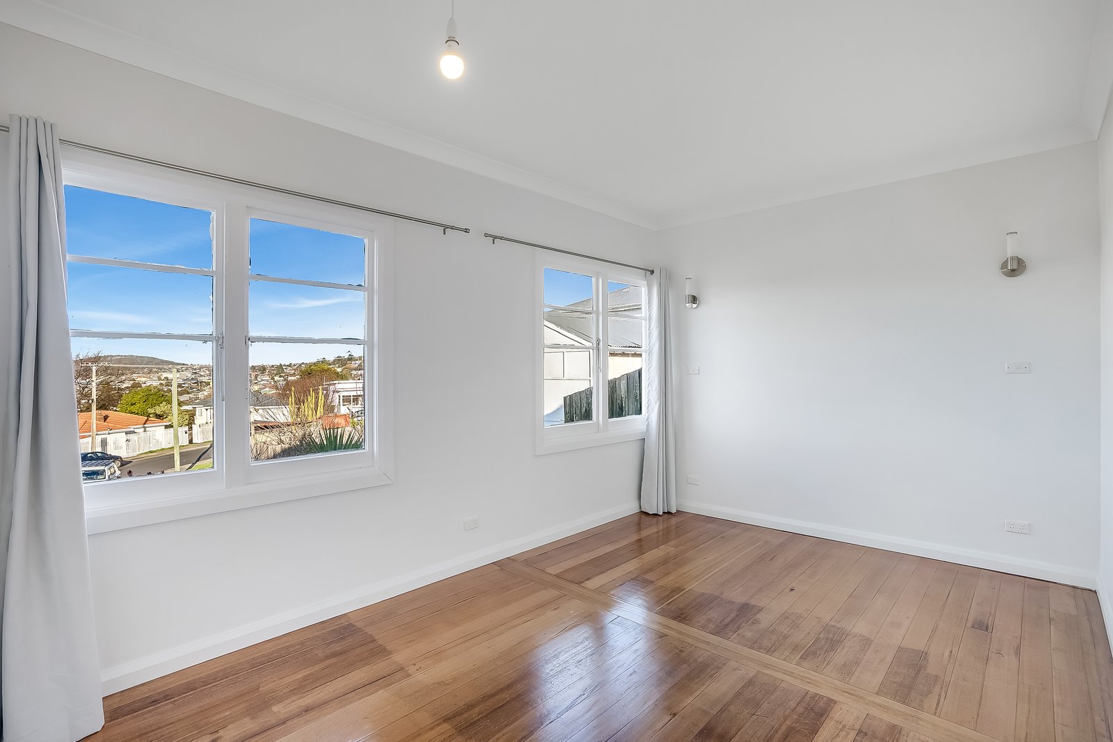 10 Hurlstone Crescent MOONAH 7