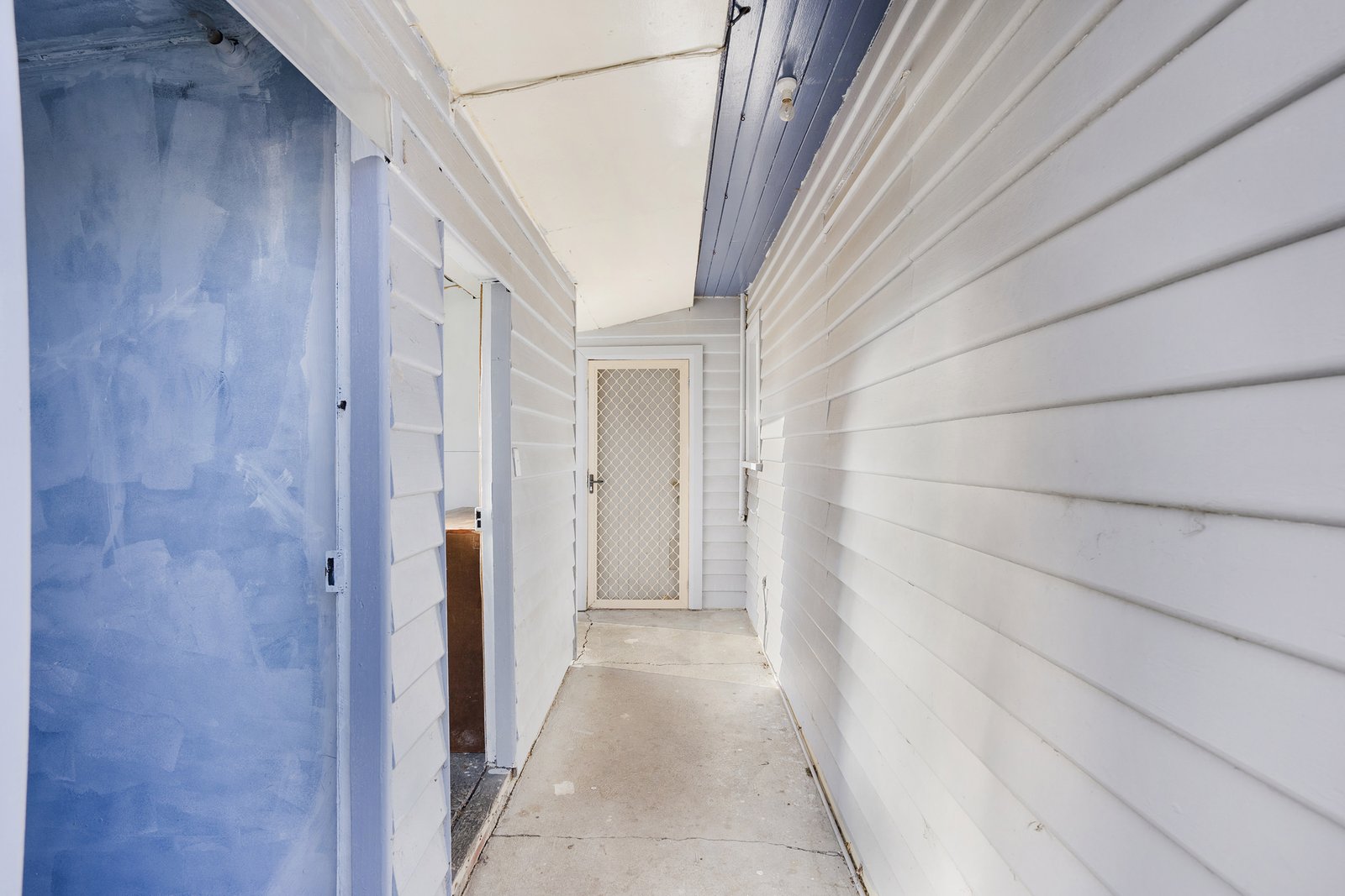 10 Hurlstone Crescent MOONAH 13