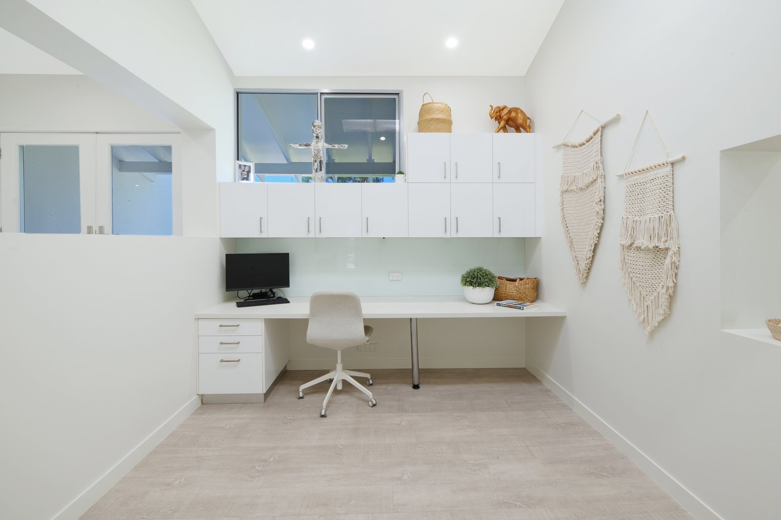 10 Jacana Street ASHMORE 11