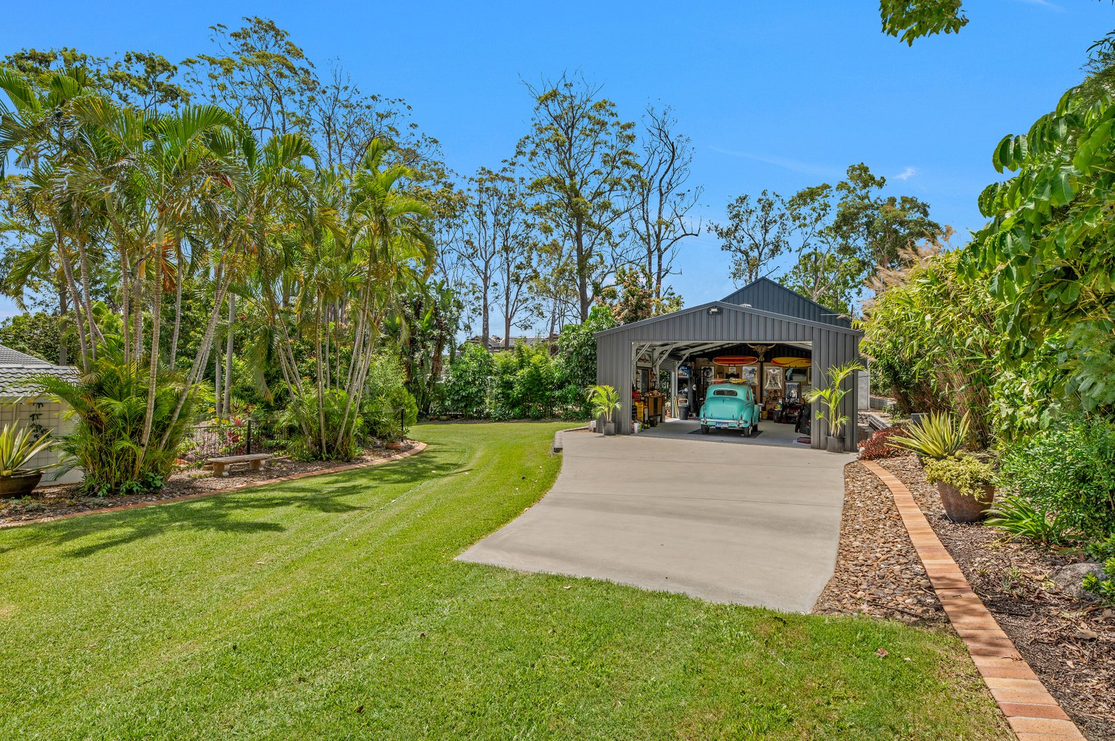 10 Jacana Street ASHMORE 28