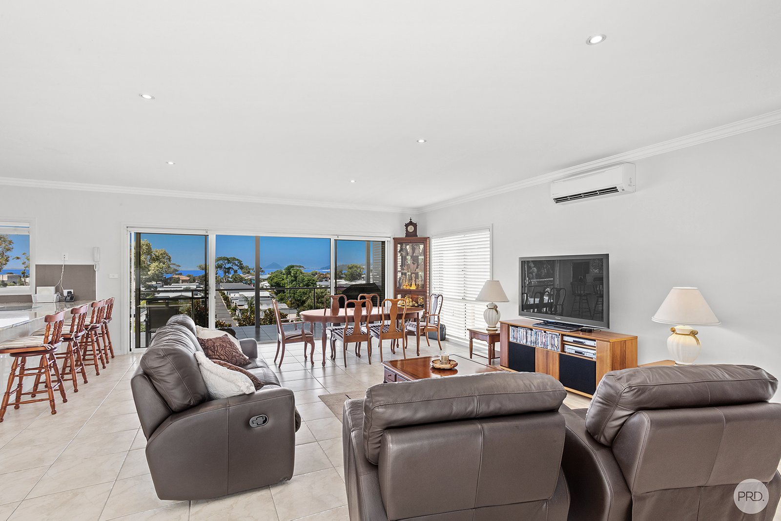 10 Jackson Close SALAMANDER BAY 4