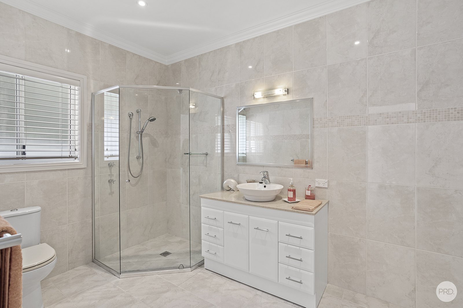 10 Jackson Close SALAMANDER BAY 10