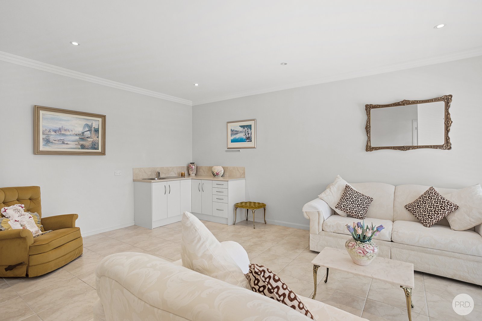 10 Jackson Close SALAMANDER BAY 12