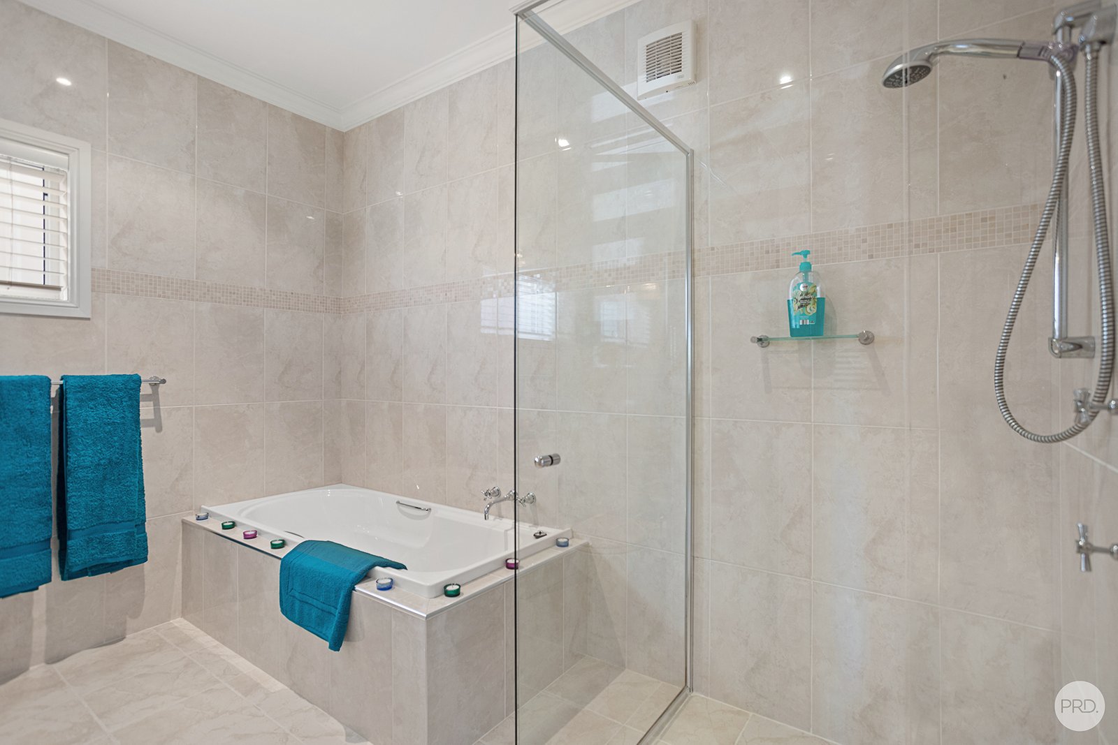 10 Jackson Close SALAMANDER BAY 15
