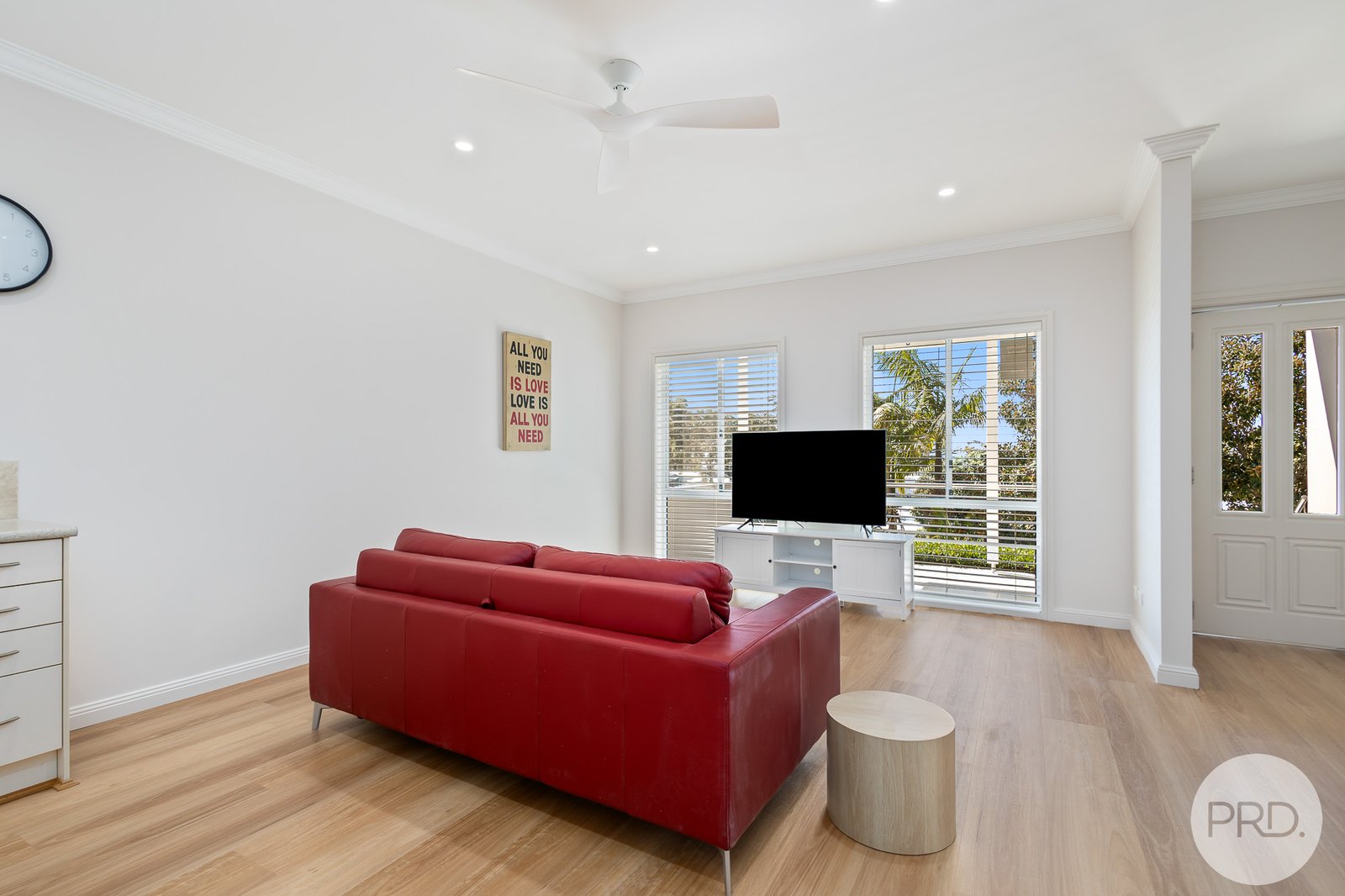 10 Jackson Close SALAMANDER BAY 19