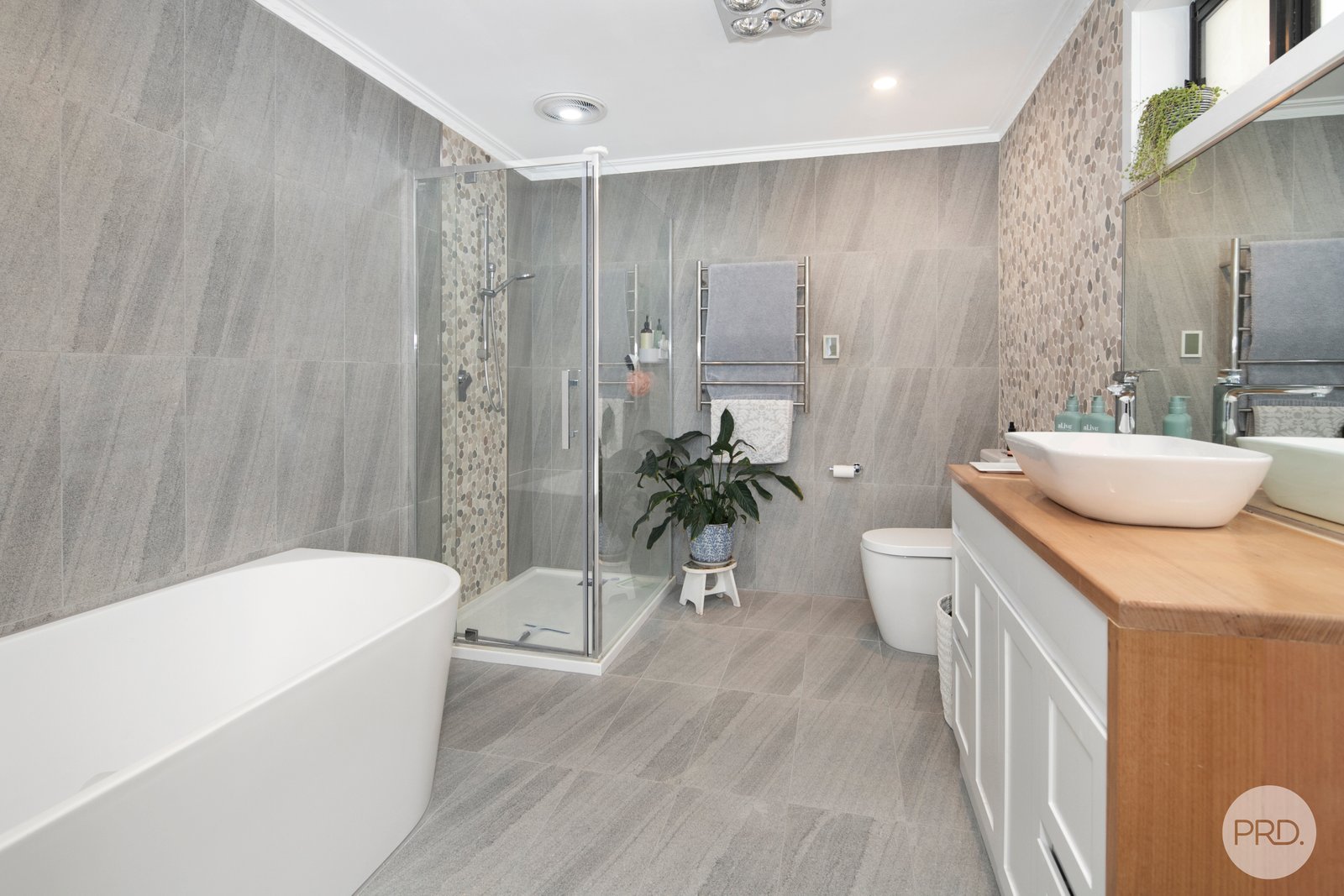 10 Jedon Court BALLARAT NORTH 5