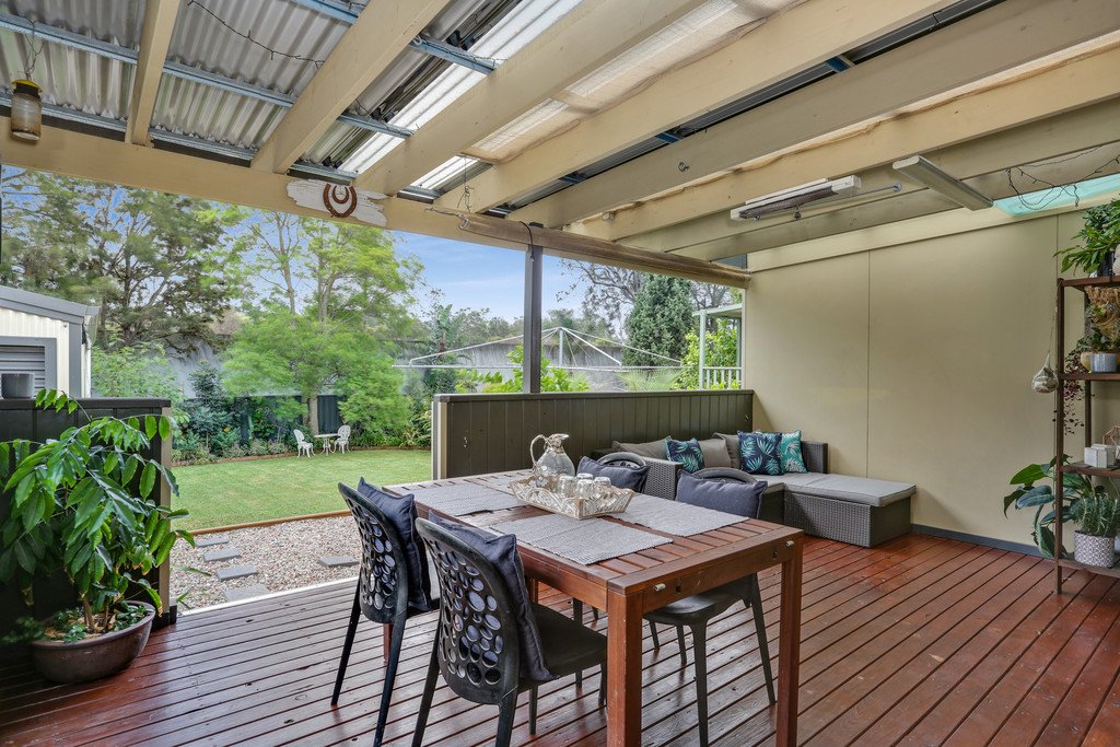 10 Jindalee Avenue KANAHOOKA 8