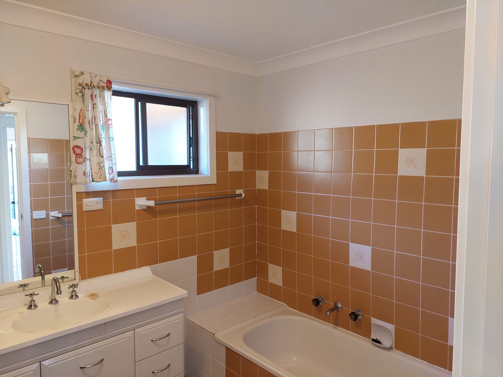 10 Kaleema Crescent TUMUT 12