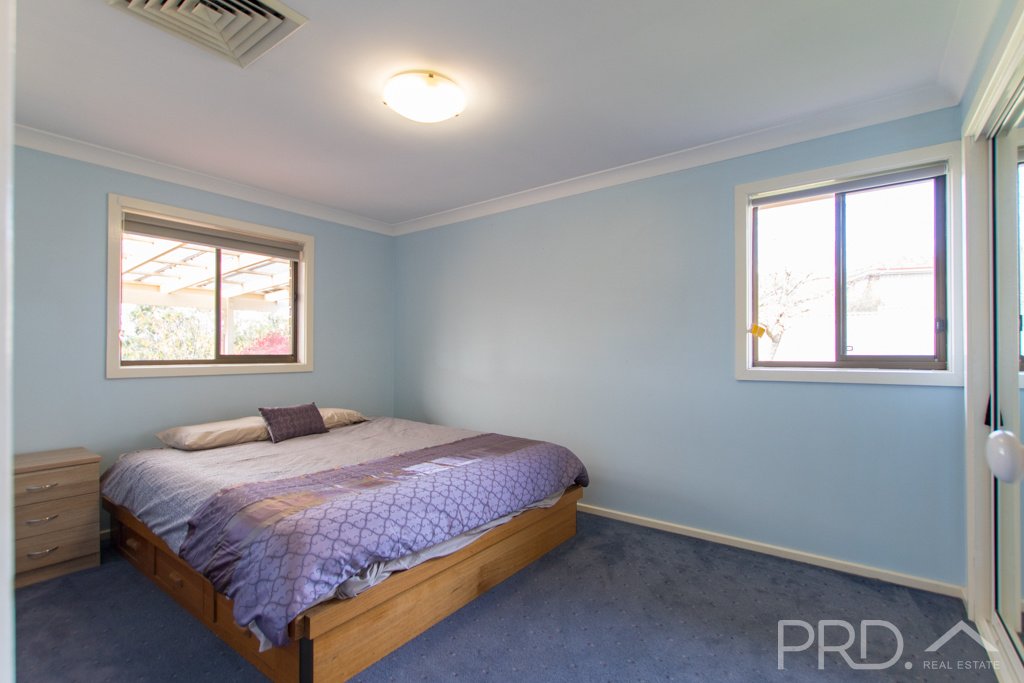 10 Kaleema Crescent TUMUT 10