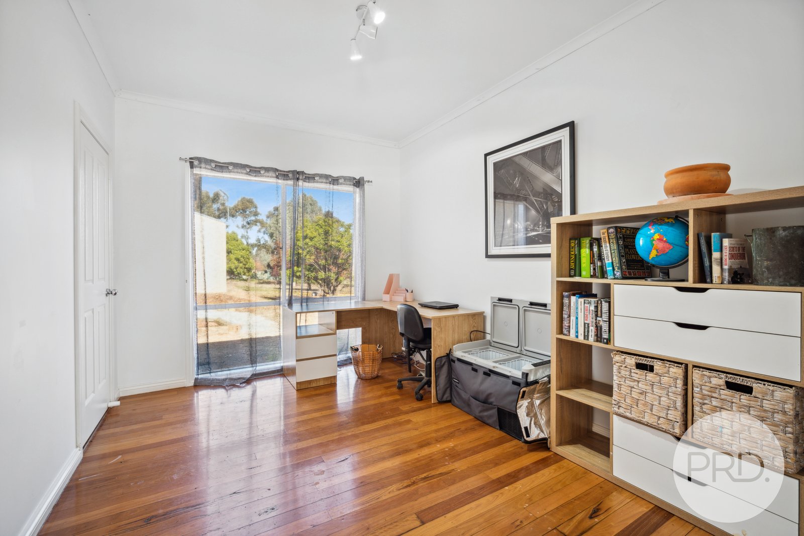 10 Kapooka Road SAN ISIDORE 12