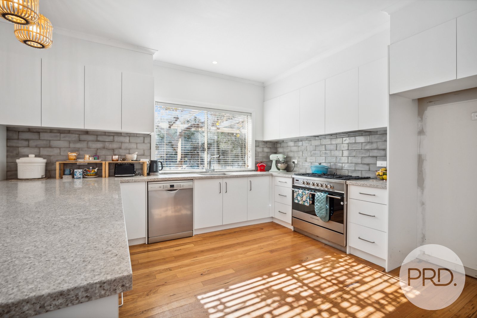 10 Kapooka Road SAN ISIDORE 17