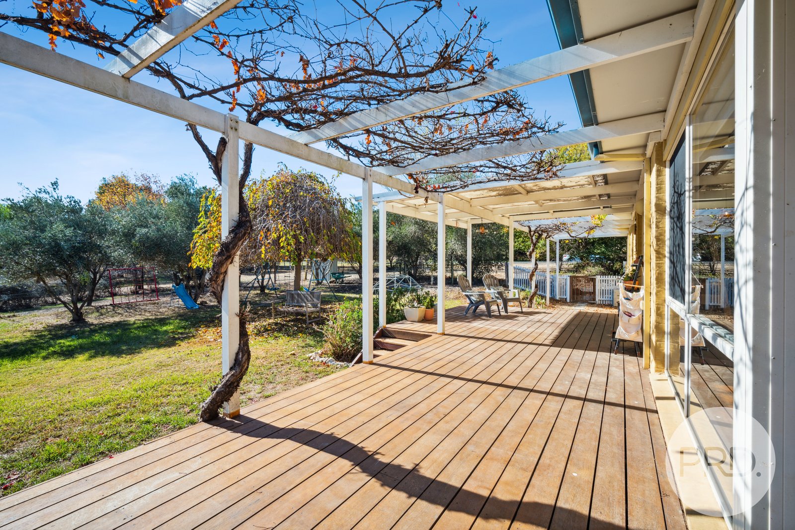 10 Kapooka Road SAN ISIDORE 19