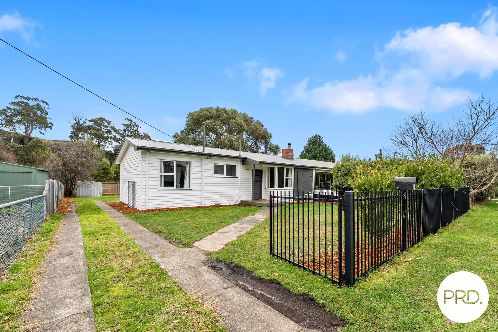 10 Karambi Street CHIGWELL 4