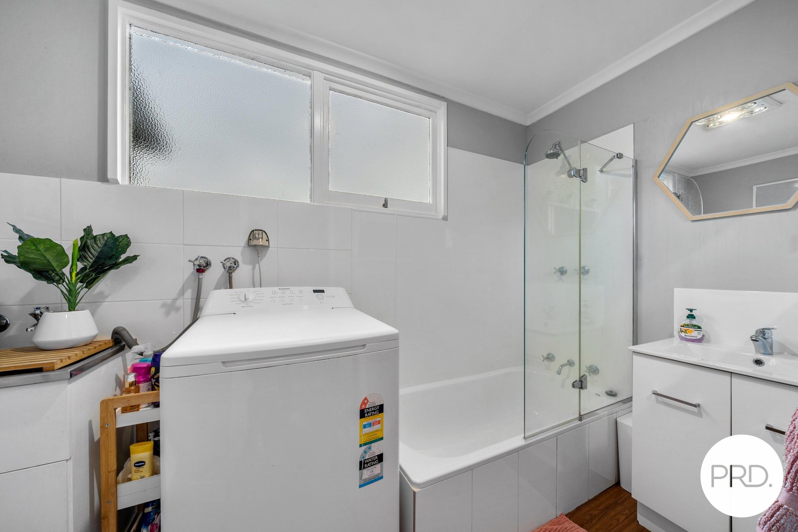 10 Karambi Street CHIGWELL 15