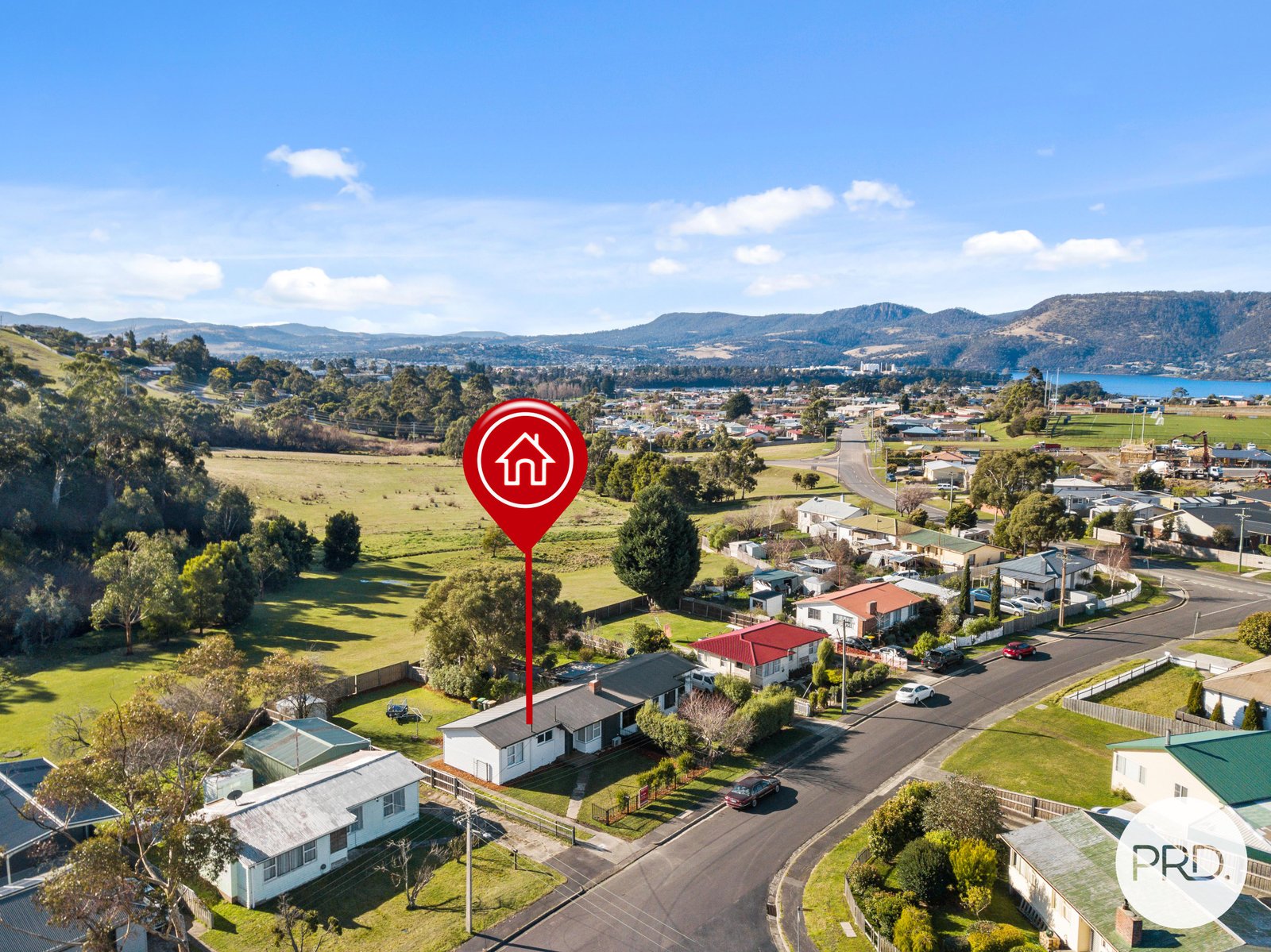 10 Karambi Street CHIGWELL 19