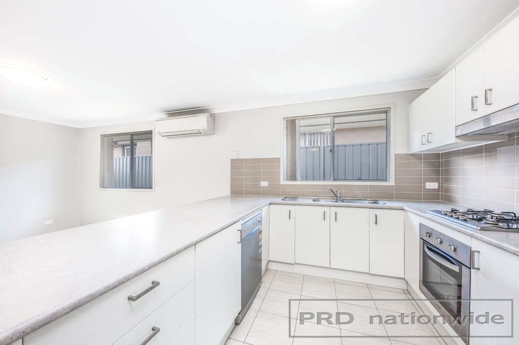 10 Kelman Drive CLIFTLEIGH 2