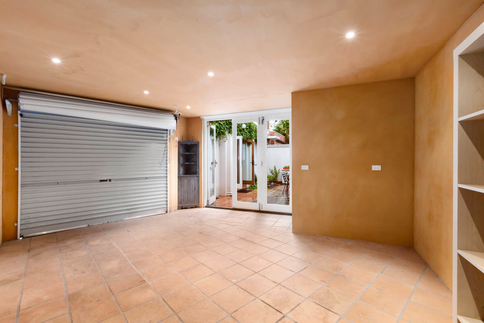 Real Estate and Property in 10 Kenleigh Grove, Prahran, VIC