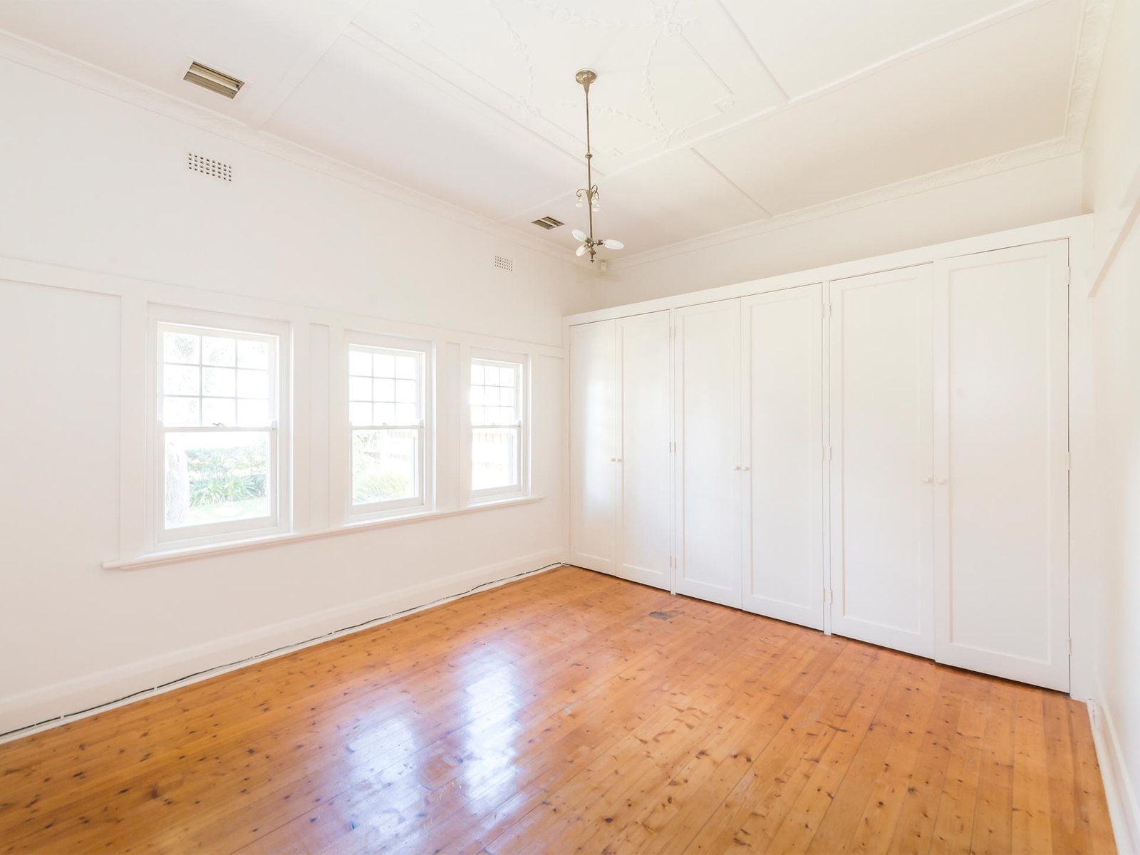 Gallery: 10 Kerferd Street