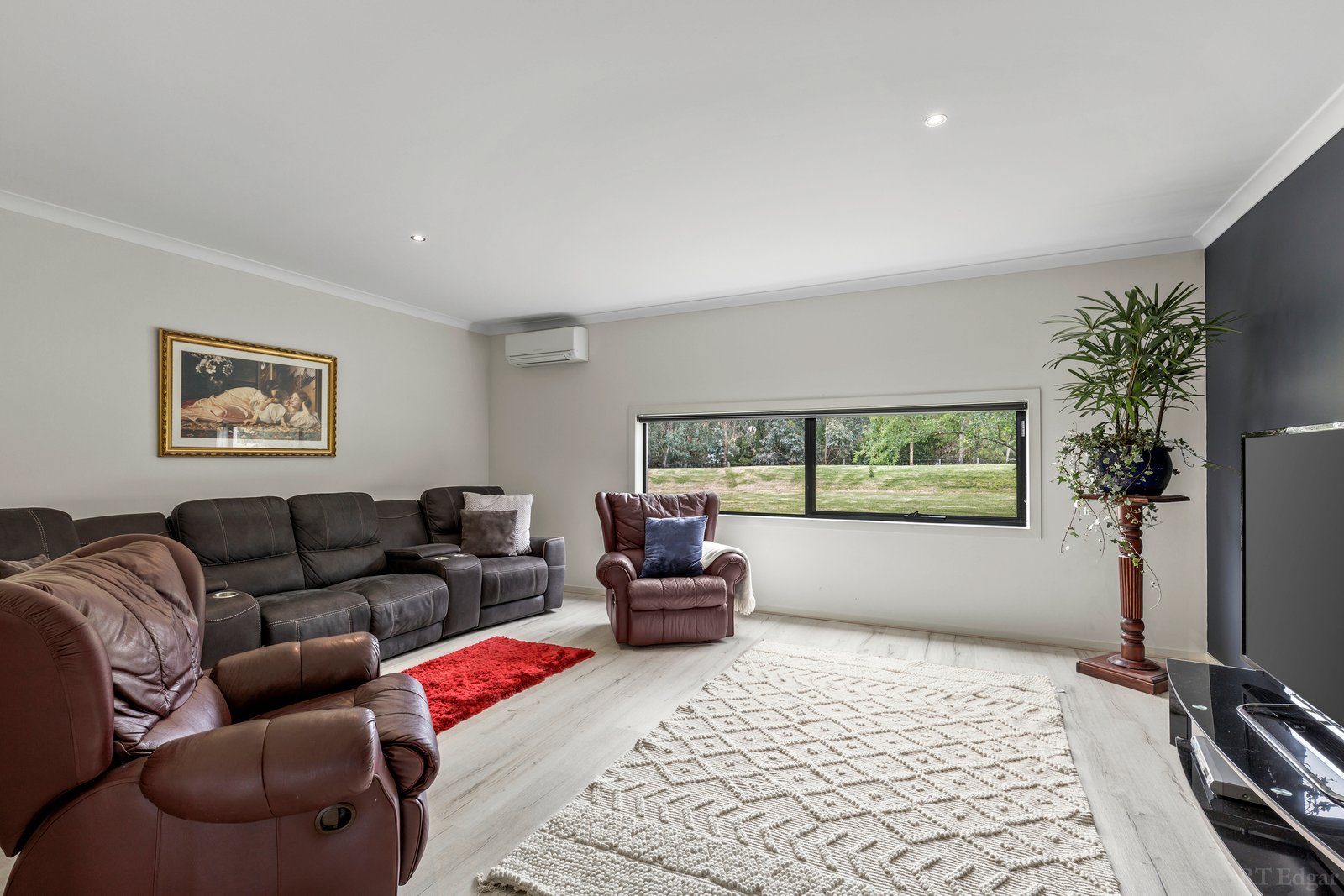Real Estate and Property in 10 Kevian Park Drive, Wallington, VIC