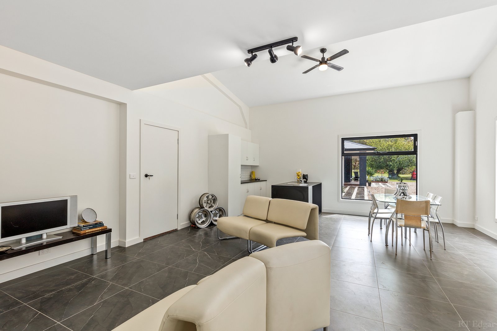 Real Estate and Property in 10 Kevian Park Drive, Wallington, VIC