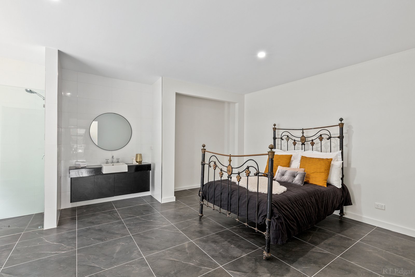 Real Estate and Property in 10 Kevian Park Drive, Wallington, VIC