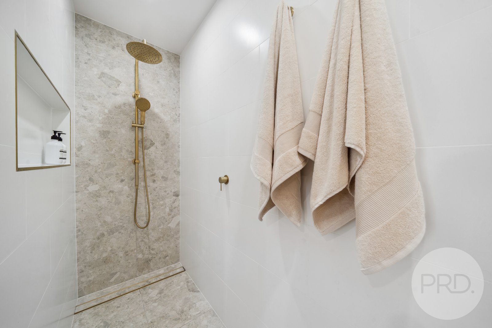 10 Kincora Place BOURKELANDS 6