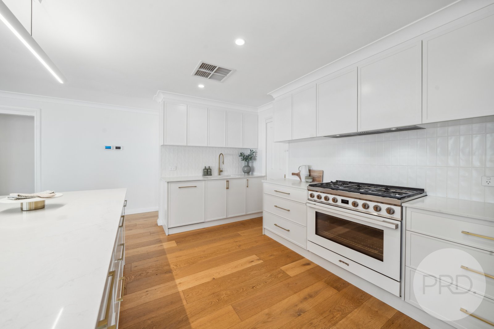 10 Kincora Place BOURKELANDS 19