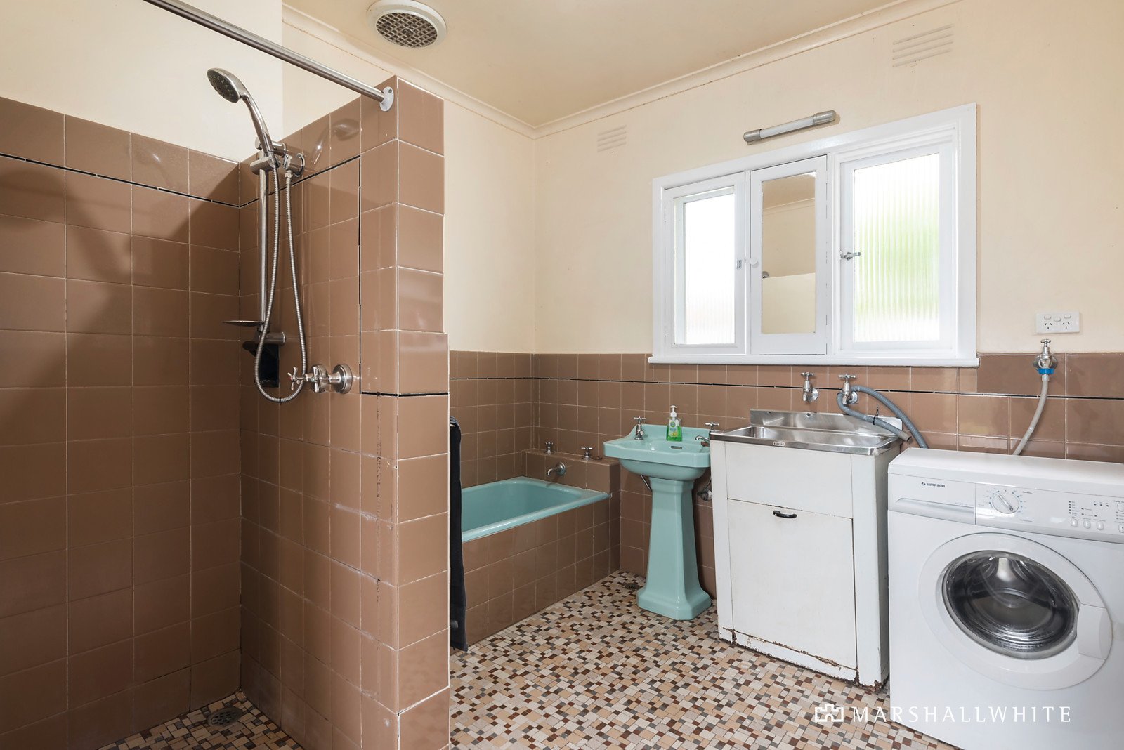 10 Kingfield Court, Camberwell, VIC