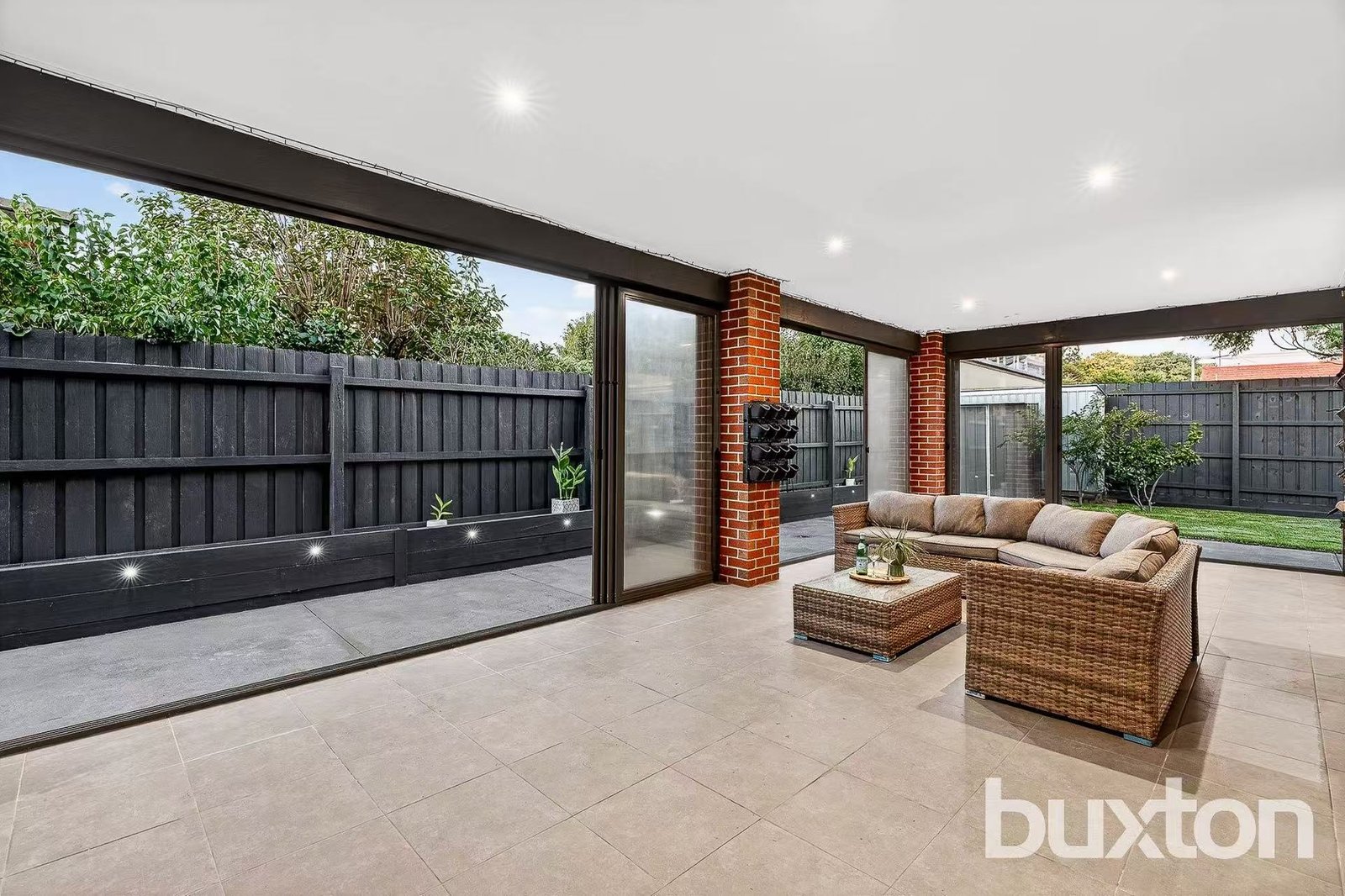 Gallery: 10 Kingston Street