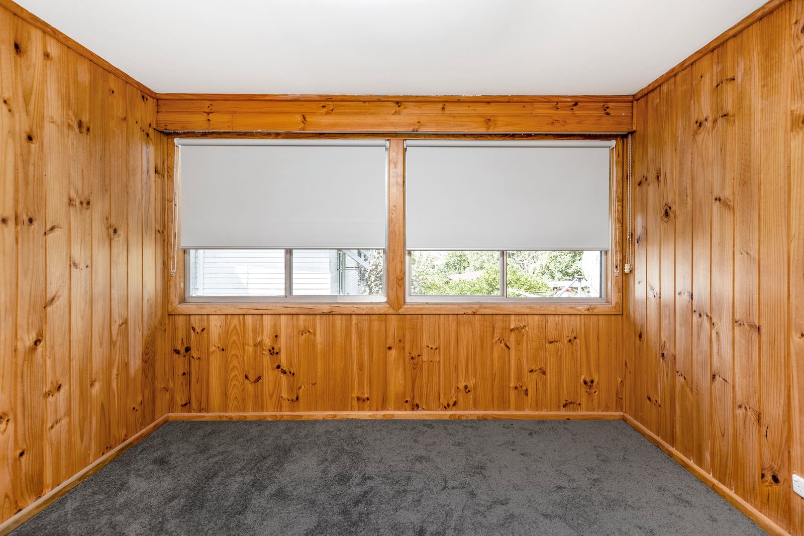 10 Kirk Avenue TUMUT 3