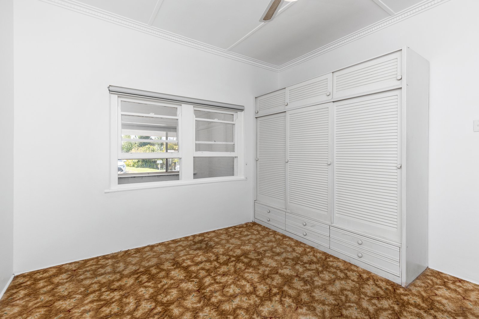 10 Kirk Avenue TUMUT 5