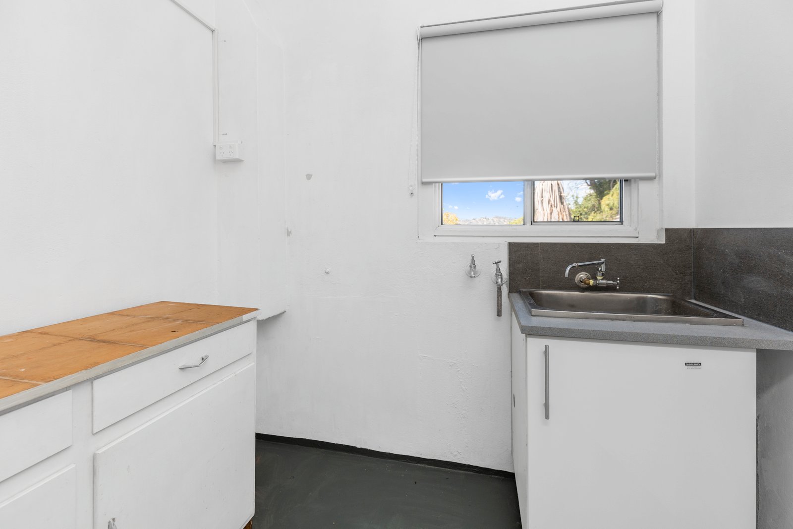 10 Kirk Avenue TUMUT 10