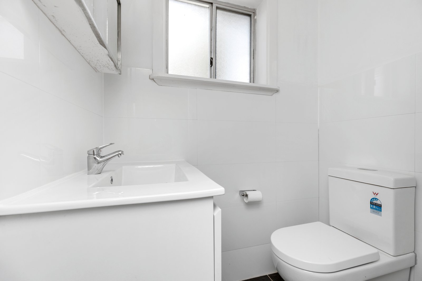 10 Kirk Avenue TUMUT 11