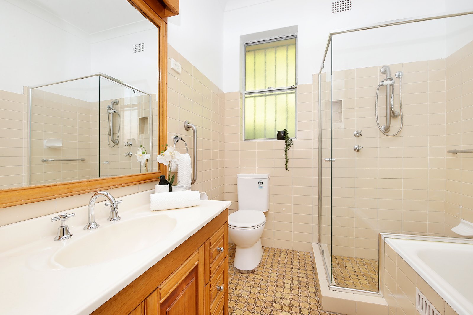 10 Kitchener Street MAROUBRA 13