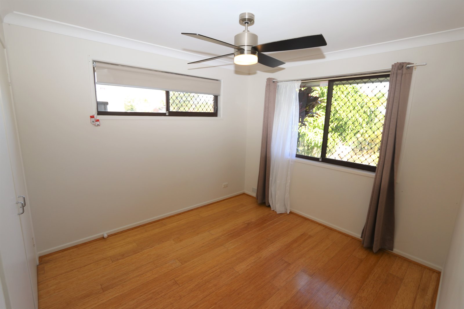 10 Kittani Crescent ASHMORE 9